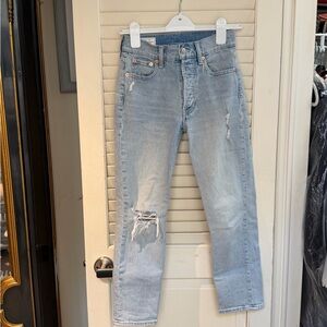GAP High-Rise Light Blue Distressed Women’s Jeans